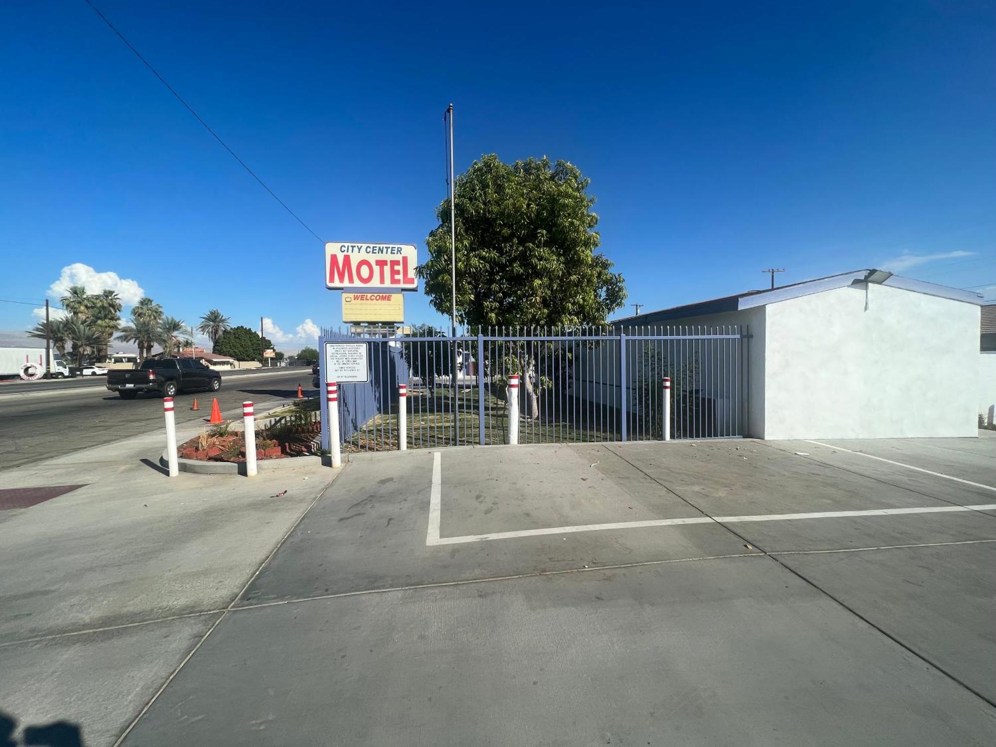 City Center Motel Indio Exterior photo